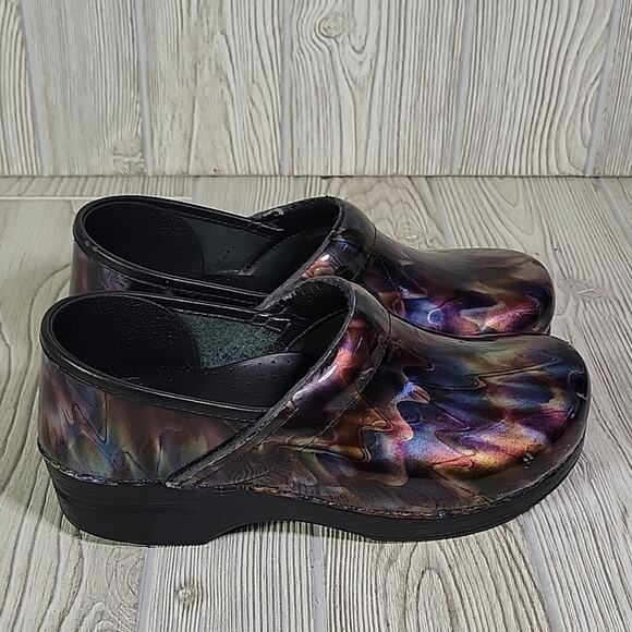 Dansko Mrbled Iridescent Patent Leather Clogs Womens Size 40 US Size 9.5-10 - Picture 2 of 14